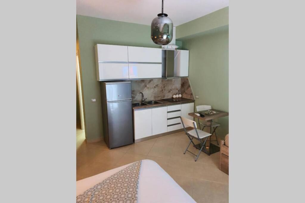 Darla Sea View Apartment Влёра Экстерьер фото
