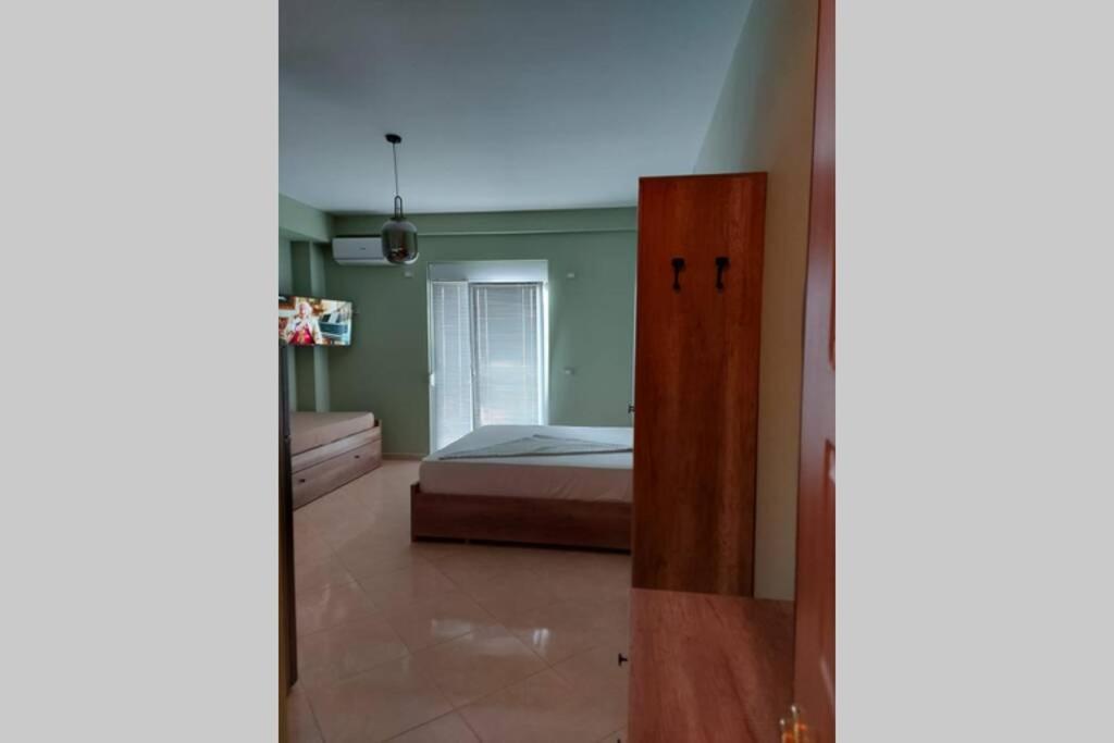 Darla Sea View Apartment Влёра Экстерьер фото