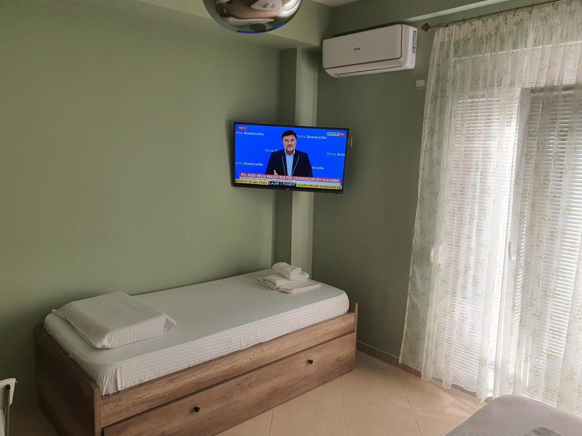 Darla Sea View Apartment Влёра Экстерьер фото