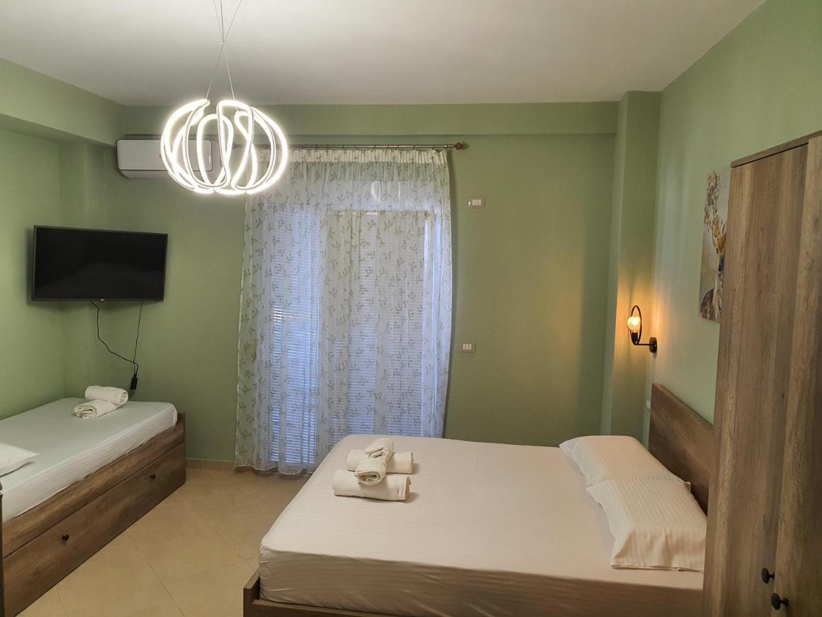 Darla Sea View Apartment Влёра Экстерьер фото
